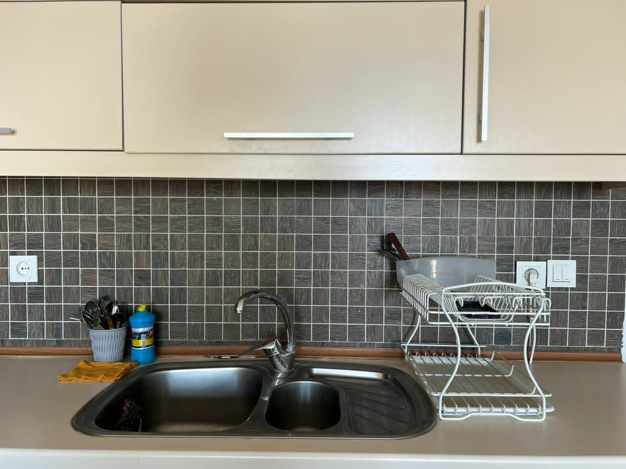 یک خوابه ساحلی سفیر 2