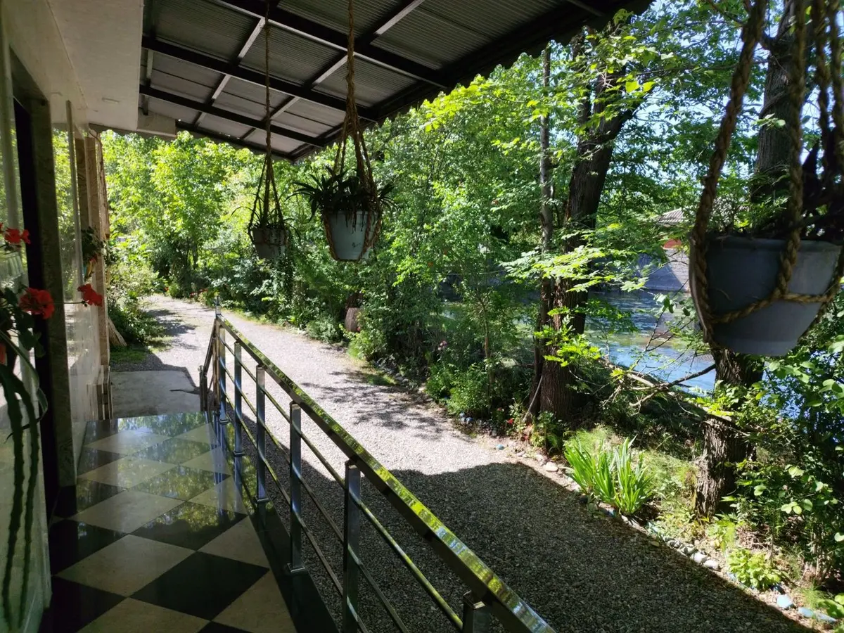 ویلا دوخوابه غدیر 1 - استخرروبه روی ویلا