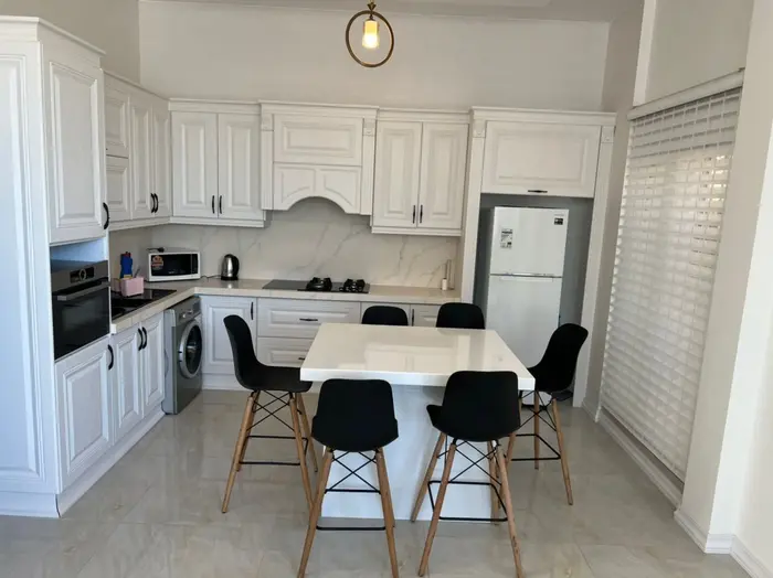 سه خوابه آدم فضایی