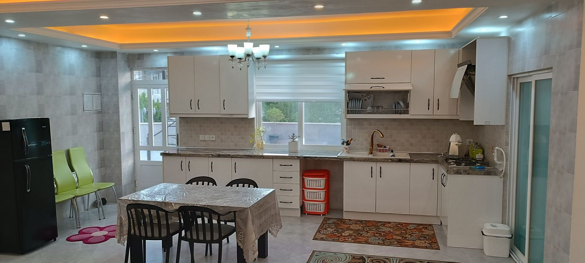 آپارتمان سه خوابه اهورا واحد 2