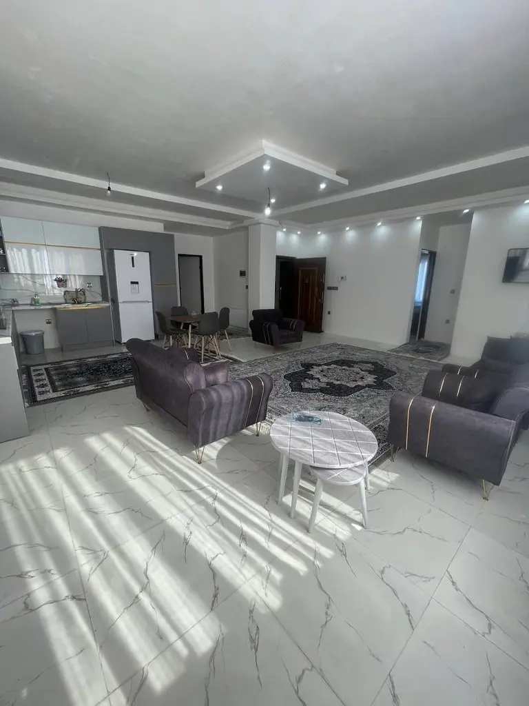 آپارتمان سه خوابه الای ۴