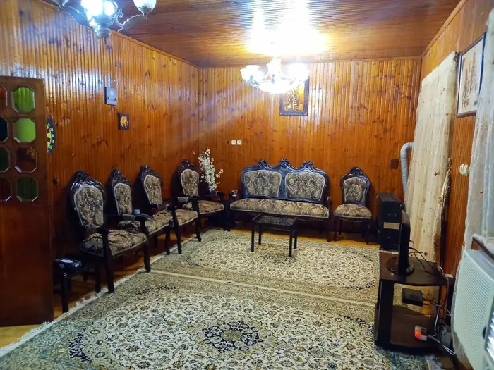 ویلا یک خوابه جنگلی تمشک - نمای پذیرایی ویلا