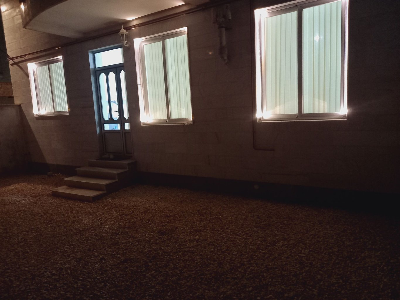 سوئیت دوخوابه عباس آباد