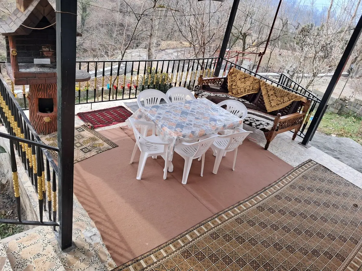 کلبه یک خوابه مامان افسانه