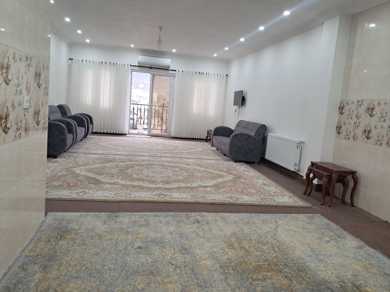 آپارتمان دوخوابه مامان افسانه 3