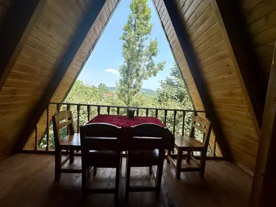 کلبه یک خوابه جکوزی دار سوئیسی دلیزه ۴