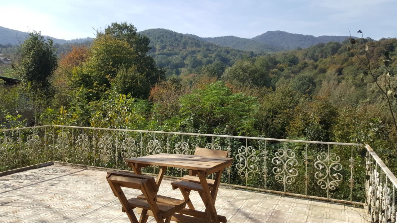 دوخوابه جنگلی بلوط