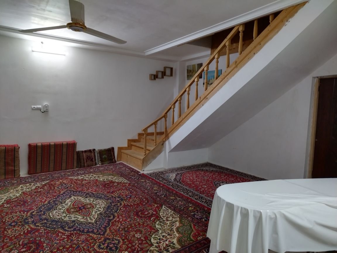 دوخوابه جنگلی بلوط