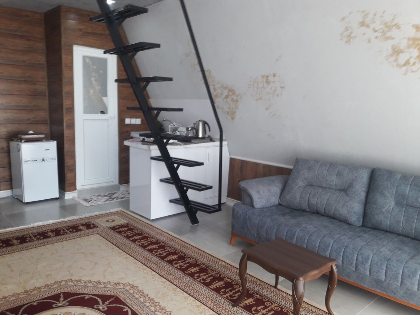 کلبه یک خوابه سوئیسی کوهستان 22