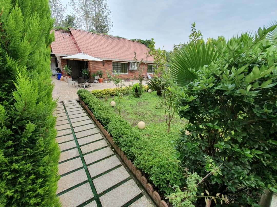 دوخوابه باغ نیلوفر