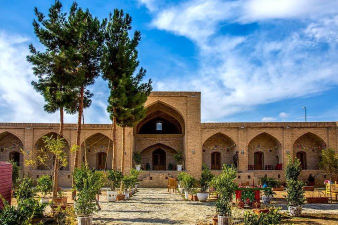 بوم گردی صفوی لاسجرد - واحد 1 - حیاط