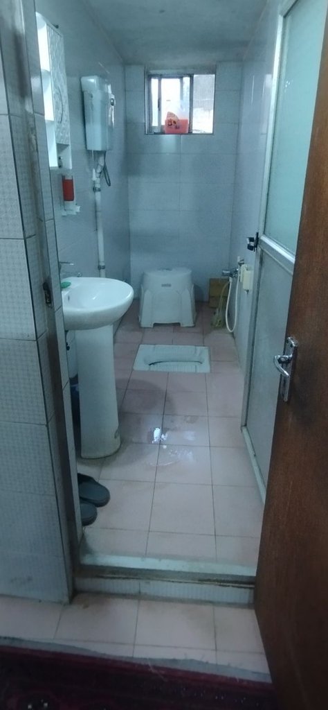 فلت روستایی خوشبخت