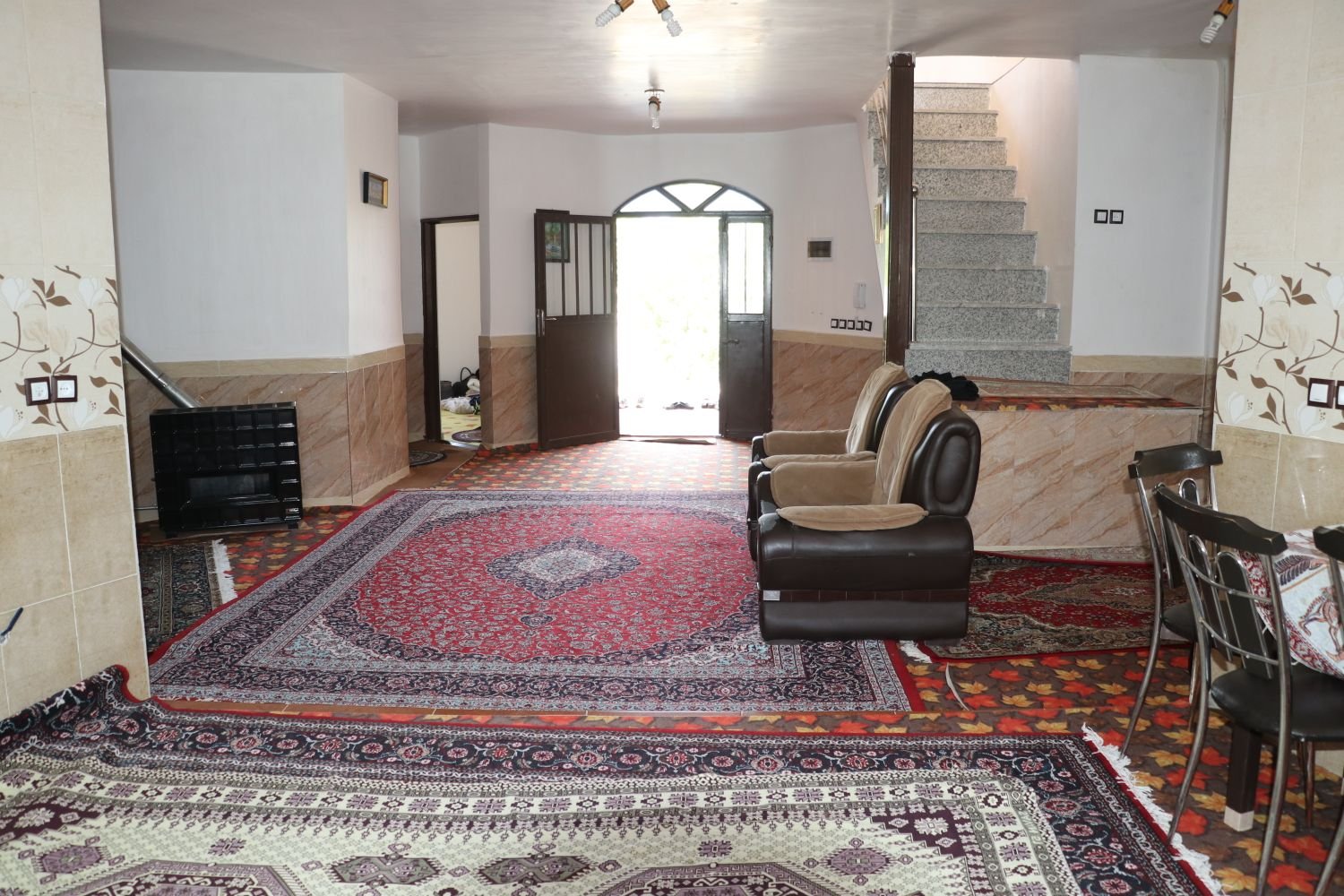 ویلا سه خوابه پارک جنگلی مشگین