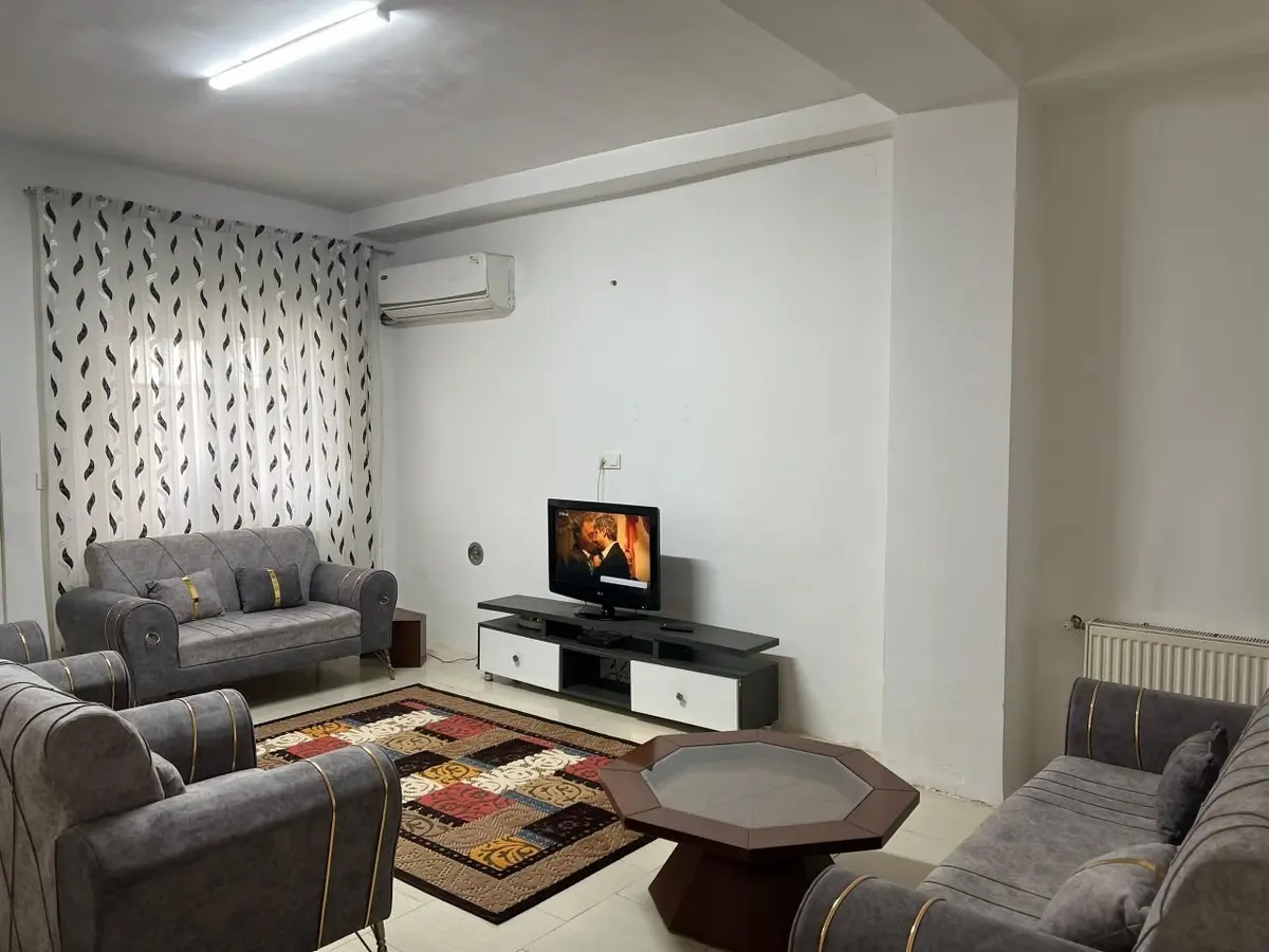 آپارتمان دوخوابه ساحلی احمدی 27