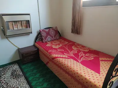 آپارتمان دوخوابه حنایی