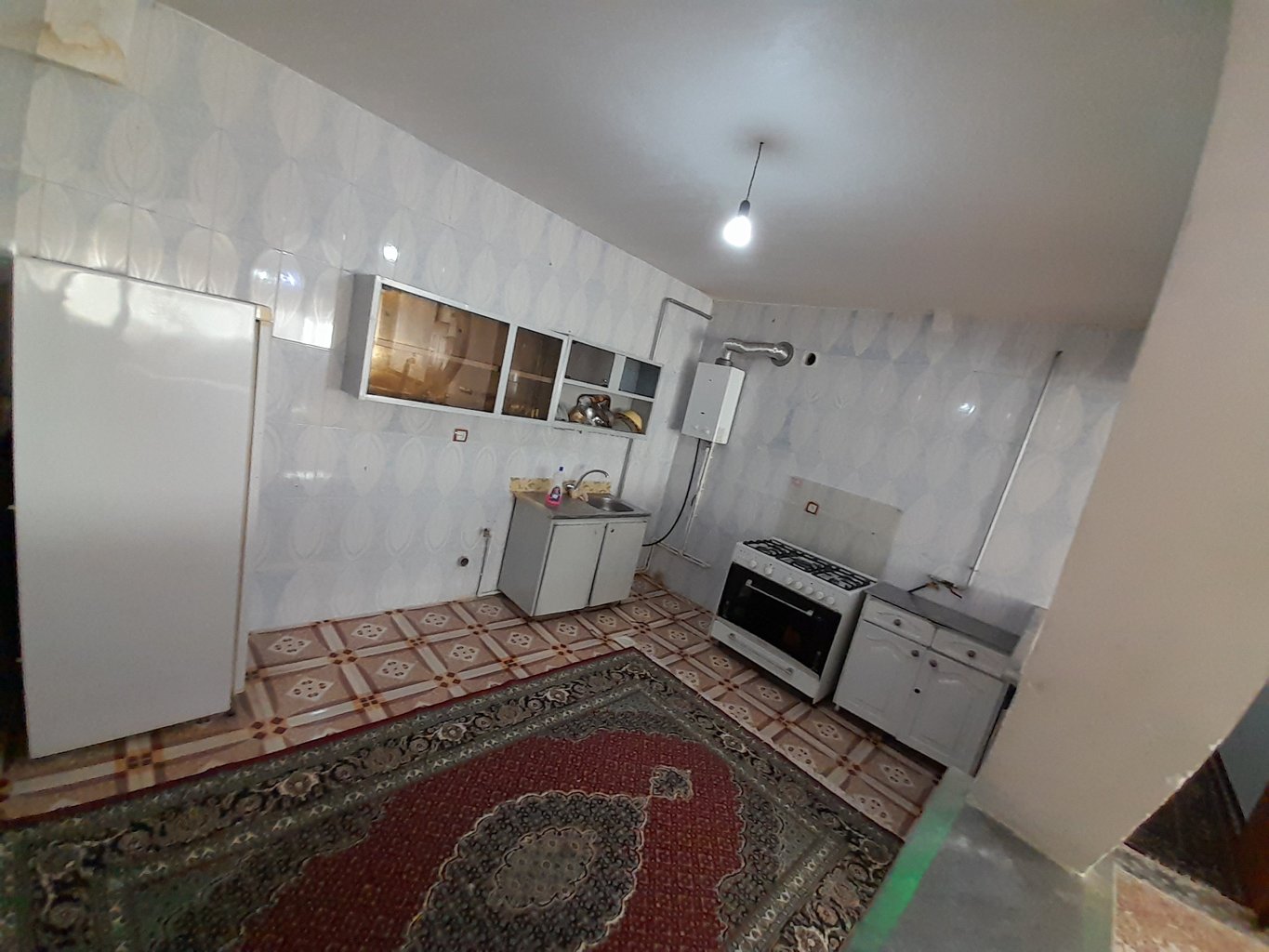 سوئیت یک خوابه بیسارانی