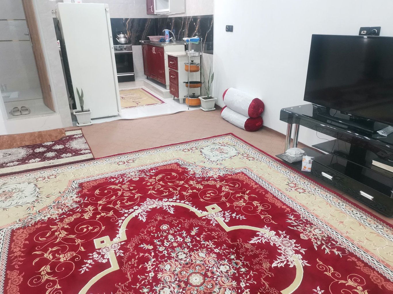 آپارتمان یک خوابه گنجی جمهوری