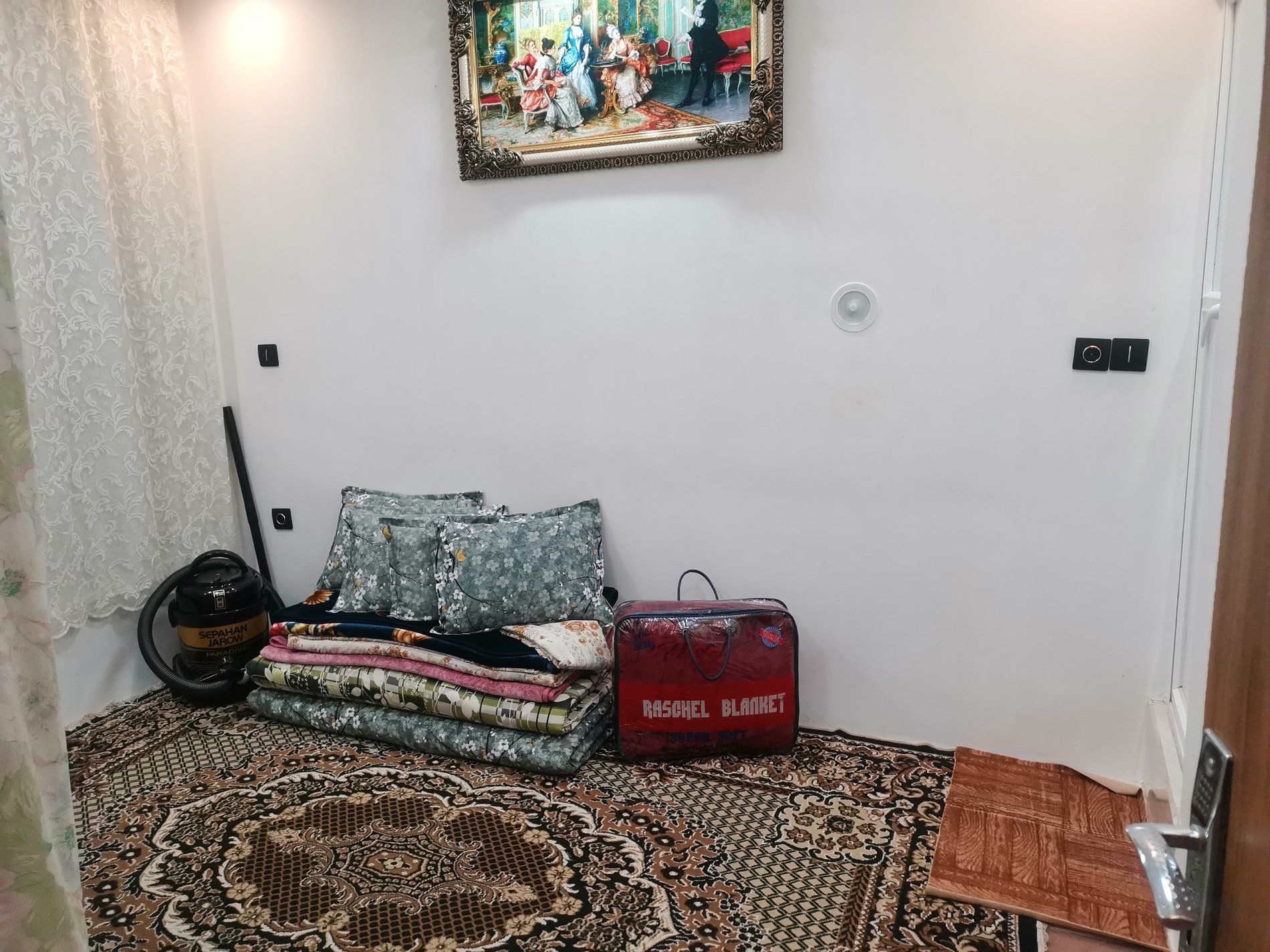 آپارتمان یک خوابه گنجی جمهوری