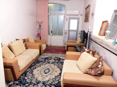 سوئیت یک خوابه هفتاد دو تن