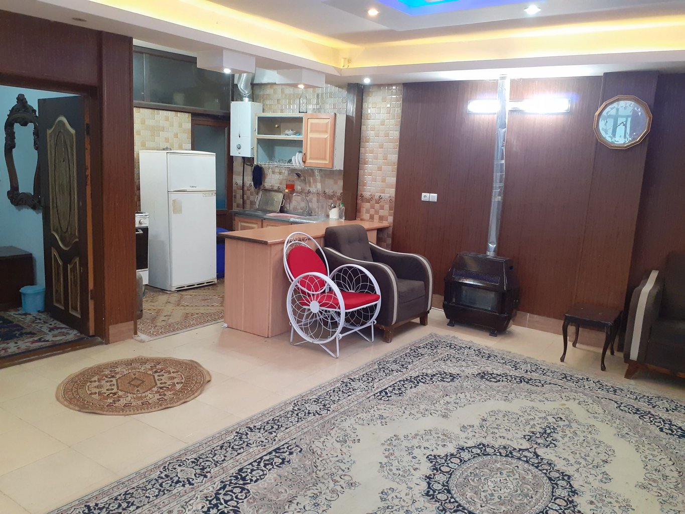 ویلا یک خوابه استخردار آبگرم اقاقیا 1