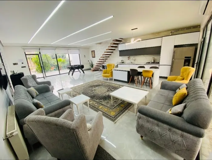 ویلا سه خوابه دوبلکس استخردار آبگرم ملورین ۲