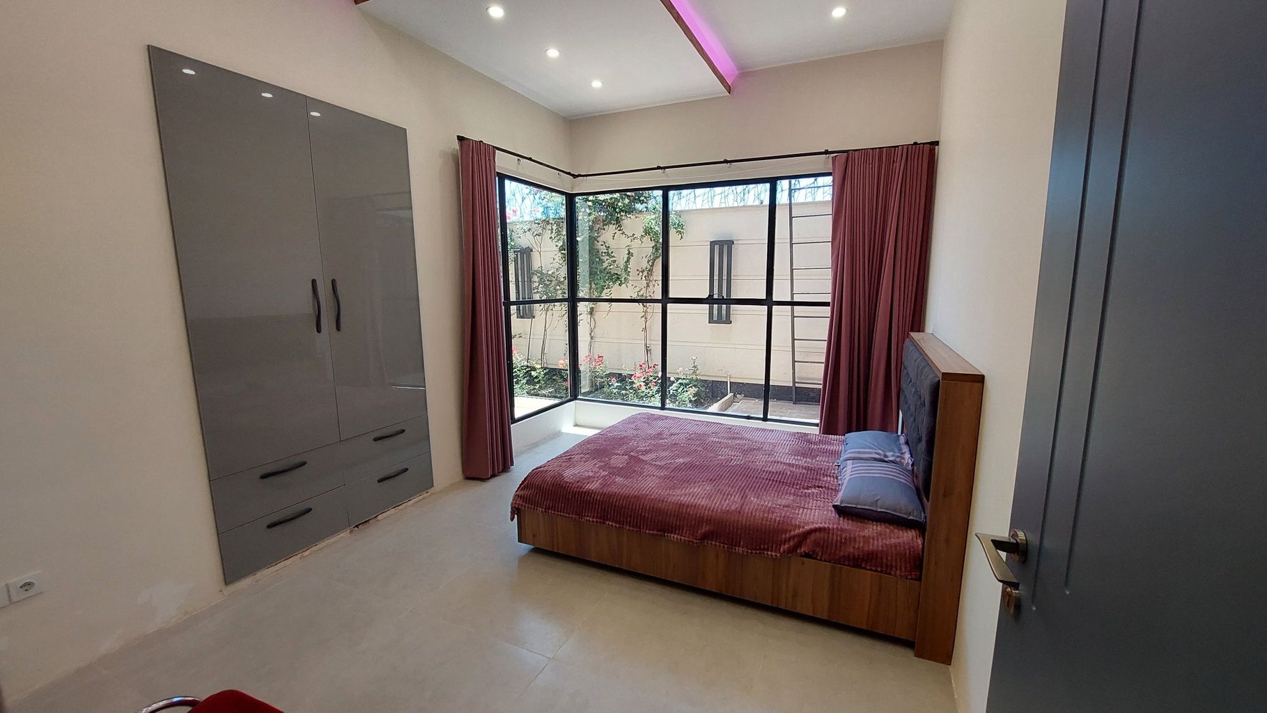 ویلا سه خوابه استخردار ستاره رستاک - خواب ۳