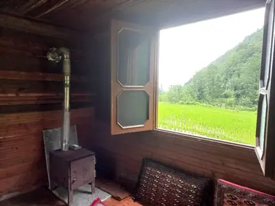 کلبه دوخوابه جنگلی لفور 4