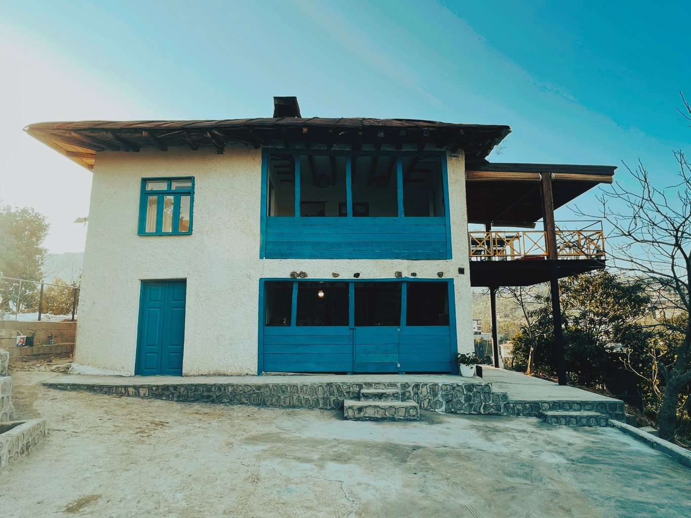 دوخوابه جکوزی دار جنگلی باغ لترنسا