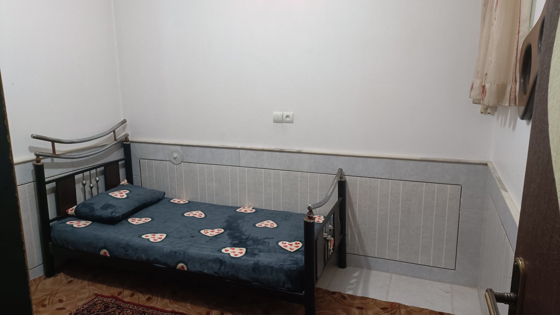 دوخوابه باغ فین