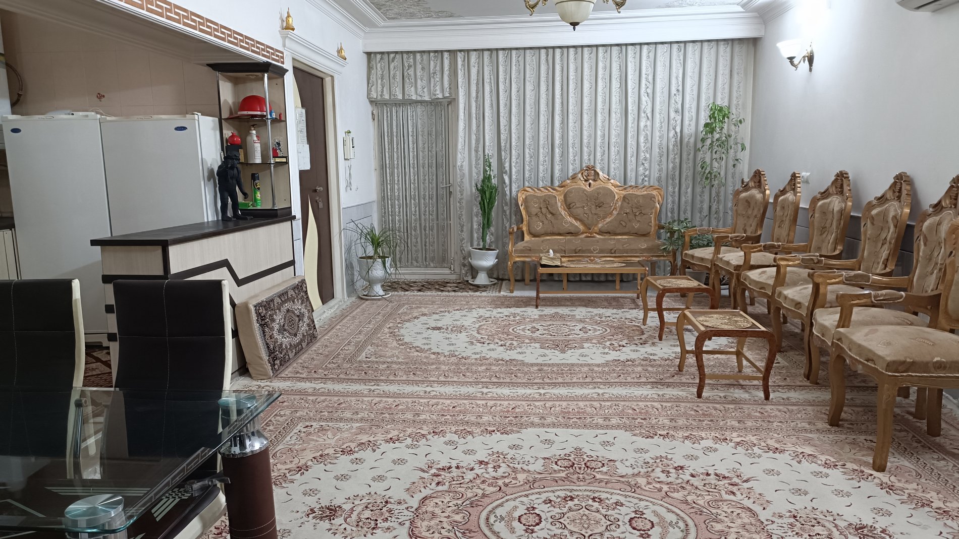 سوئیت دوخوابه باغ فین