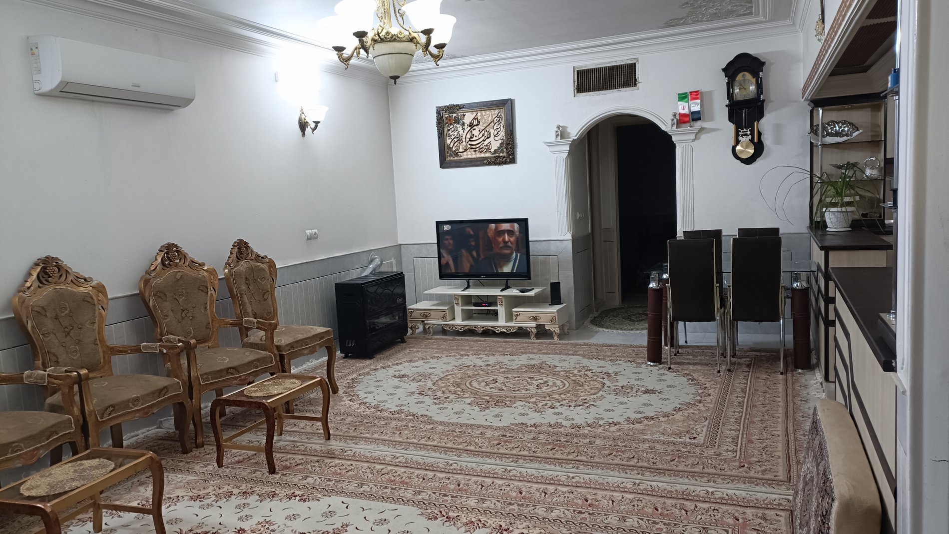 سوئیت دوخوابه باغ فین