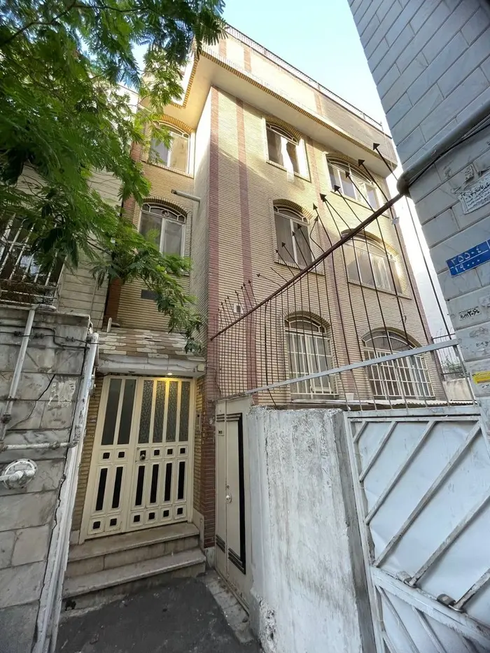 آپارتمان یک خوابه خواجه نصیر 2 میدان سپاه - نمای ساختمان 