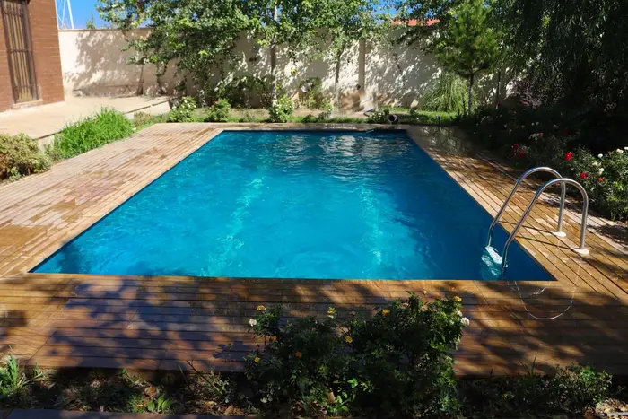 ویلا دوخوابه استخردار آبگرم آرون گاردن