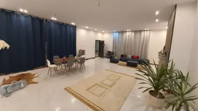 ویلا دوخوابه استخردار آبگرم آرون گاردن