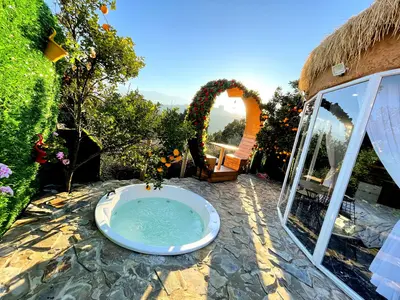 سوئیت فلت جنگلی جکوزی دار جولیکس