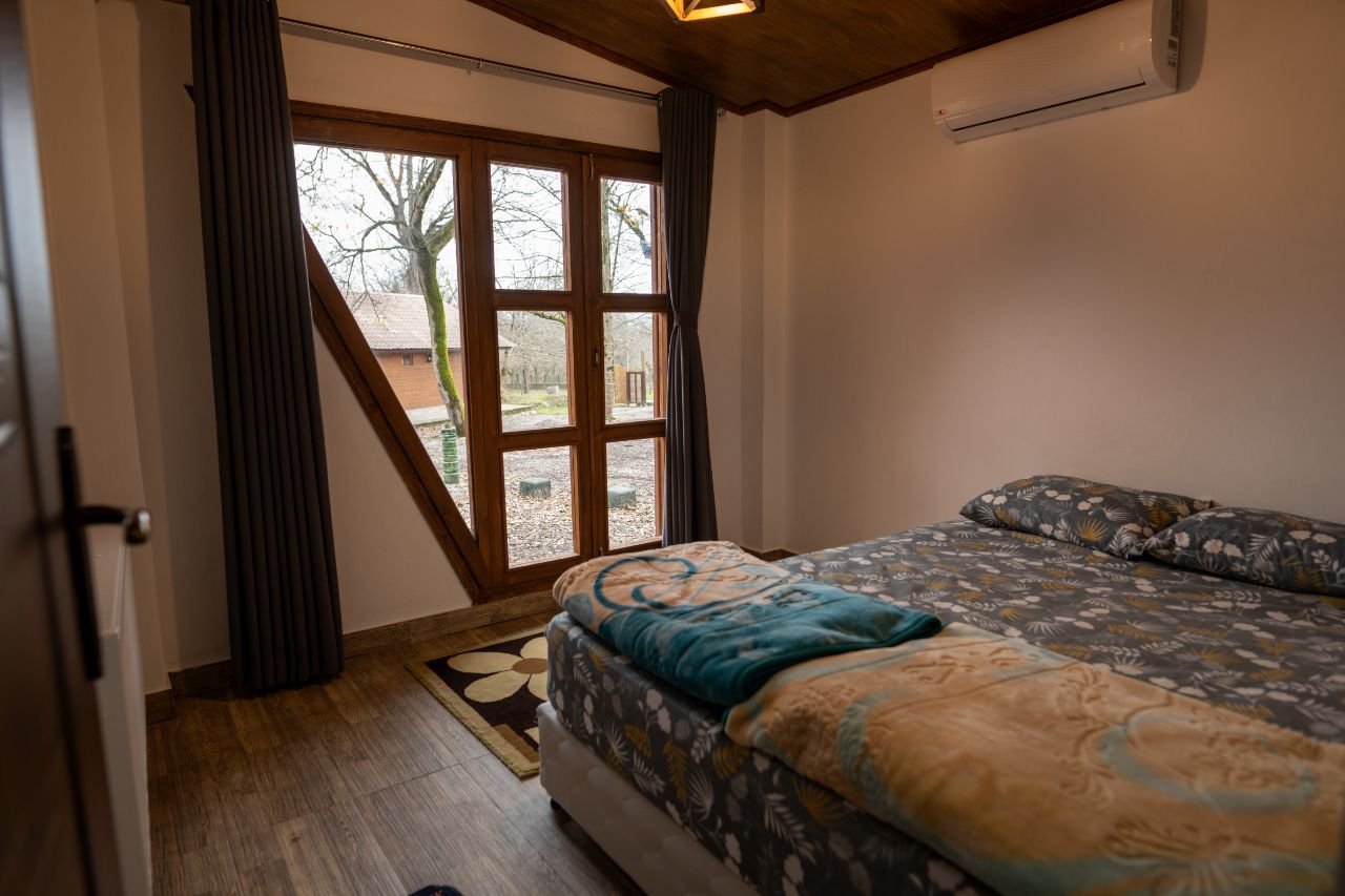 دوخوابه جنگلی سی سنگان