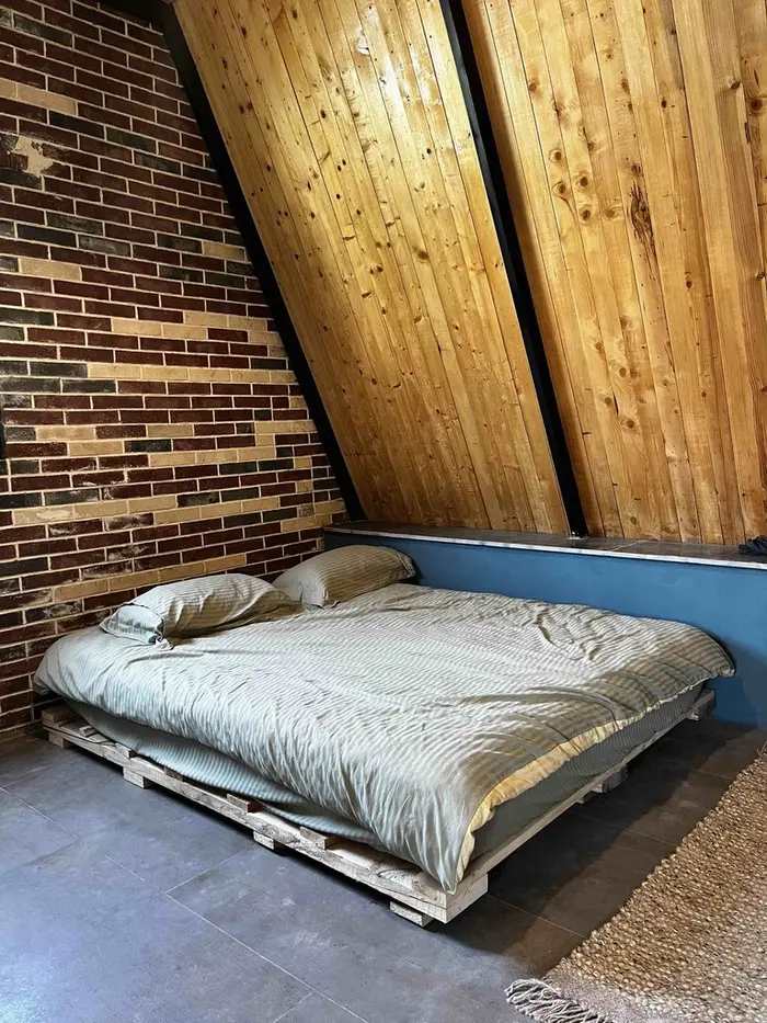 کلبه کلبه سوئیسی شالیز کُتام - خواب پایین