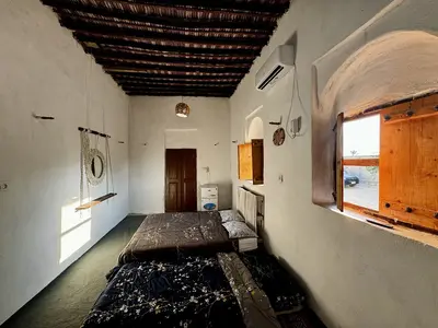 بومگردی چیرا - واحد ساحل