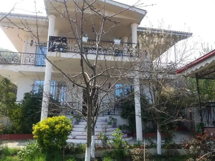 ویلا چهارخوابه استخردار آبگرم شیروان