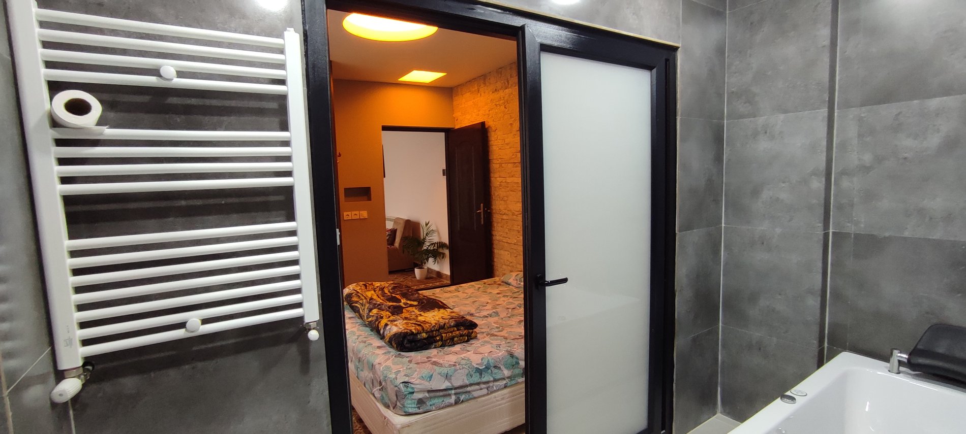 ویلا یک خوابه جکوزی دار هاشمی