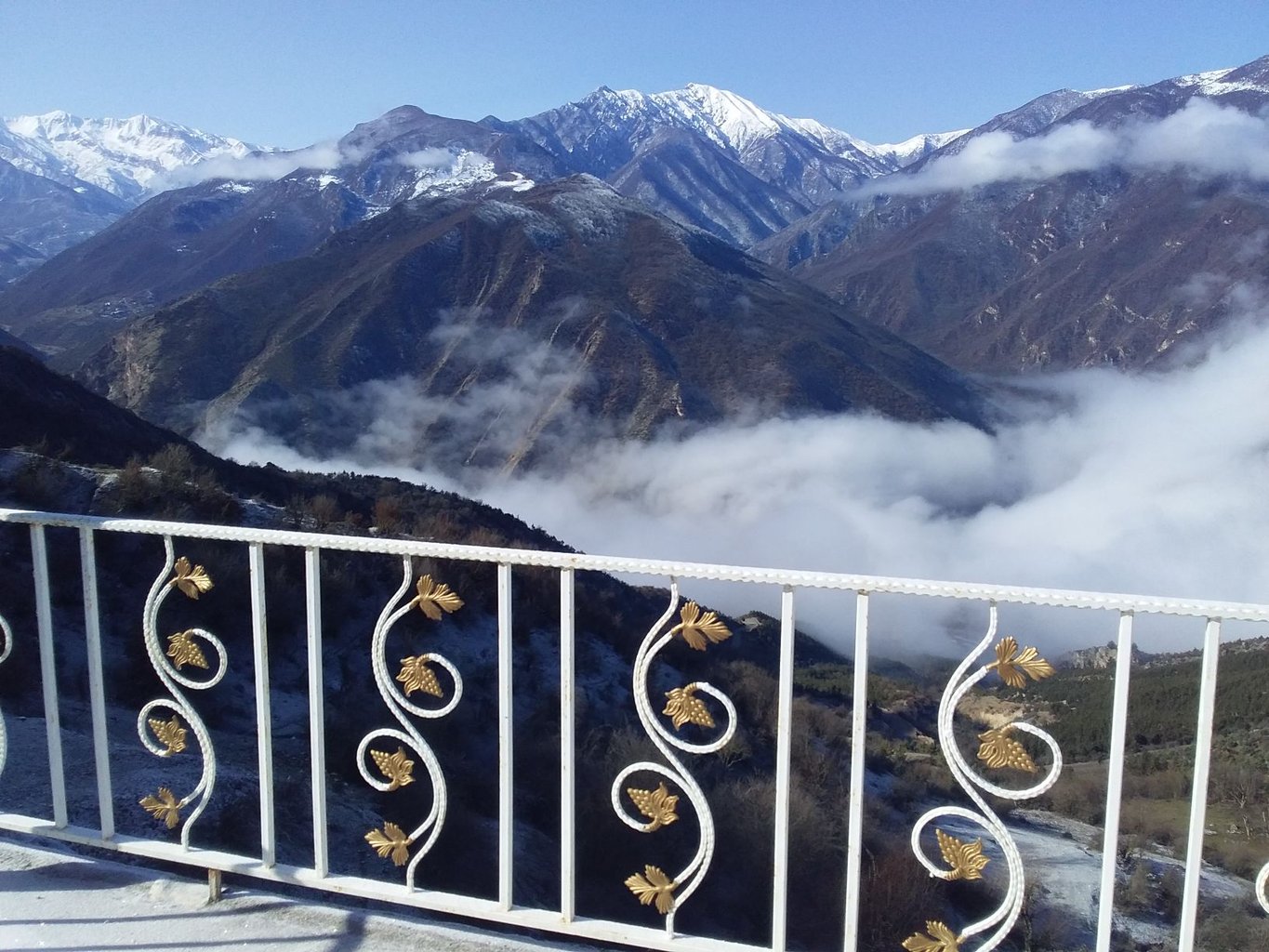 ویلا دوخوابه کوهستانی امین