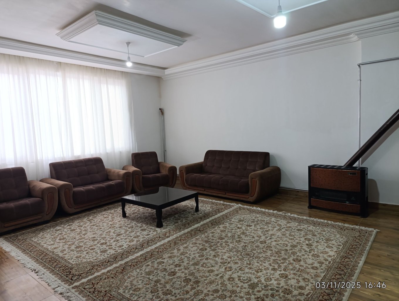 سوئیت دوخوابه طاها 2 - حال پذیرایی