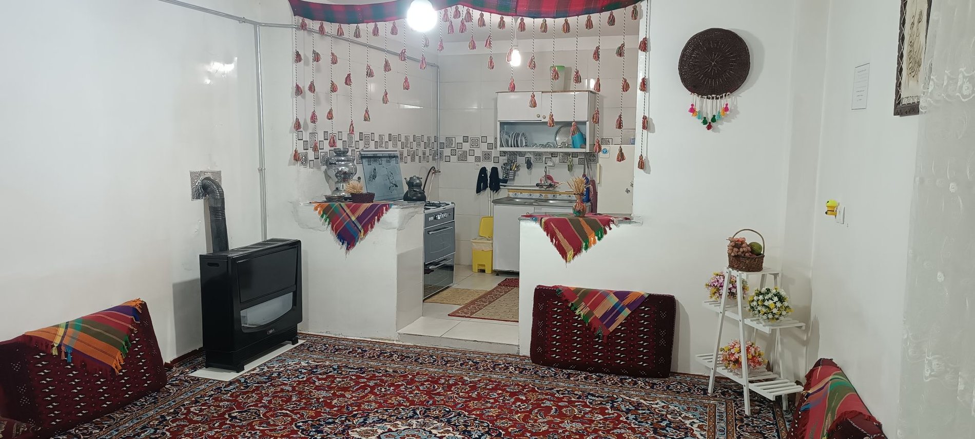 سوئیت یک خوابه کارزان - پذیرایی 