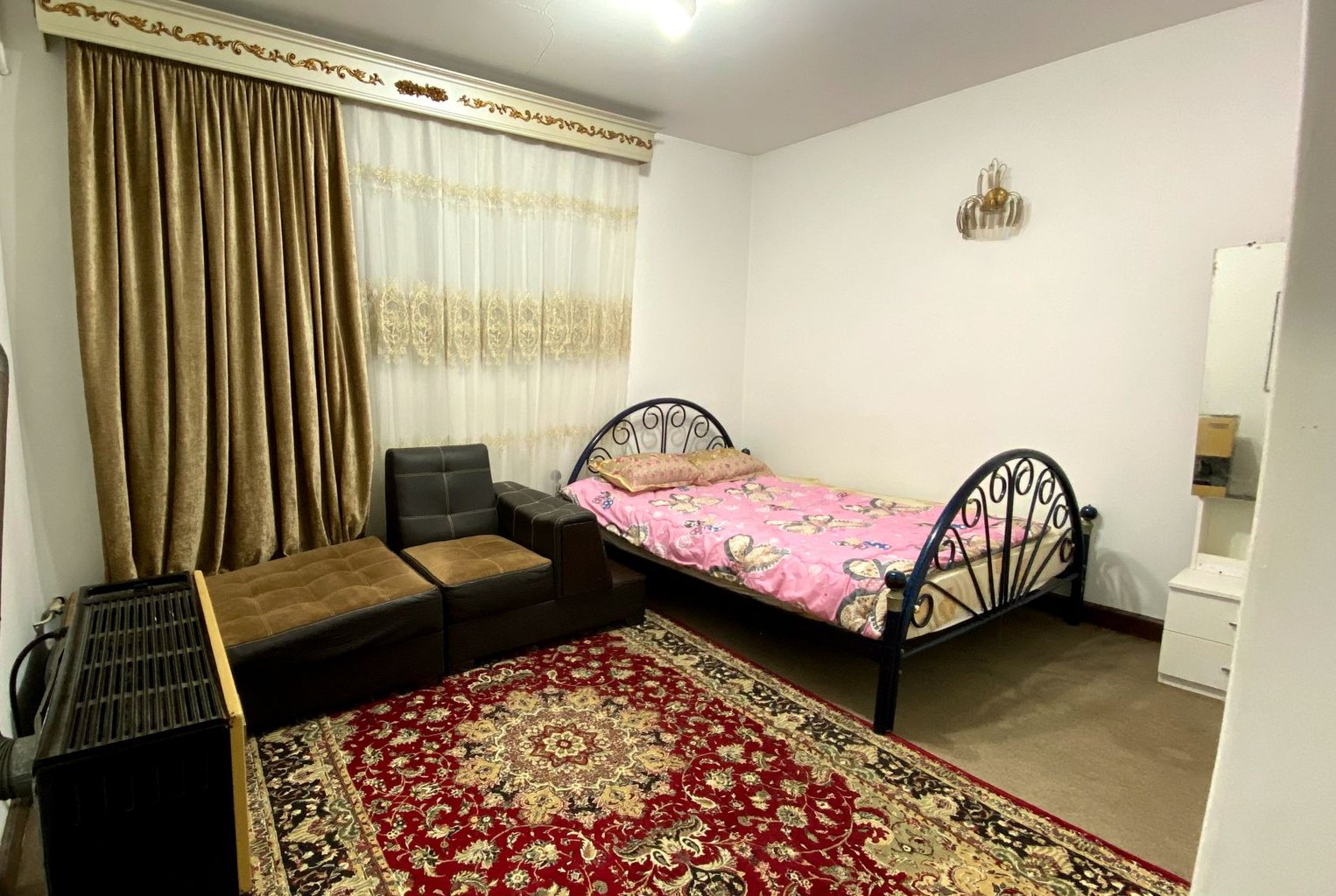 دوخوابه میدان شهرداری