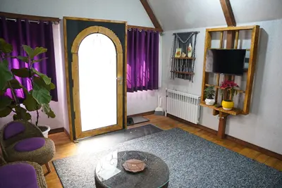 کلبه یک خوابه چوبی پدربزرگ 1