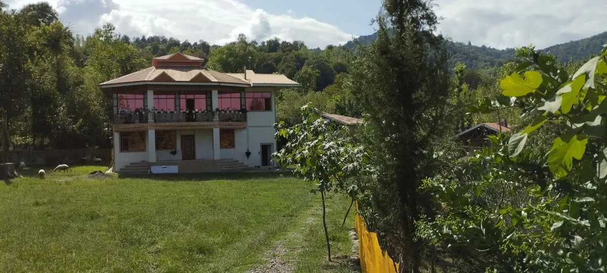 سوئیت دوخوابه جنگلی شولم - ورودی