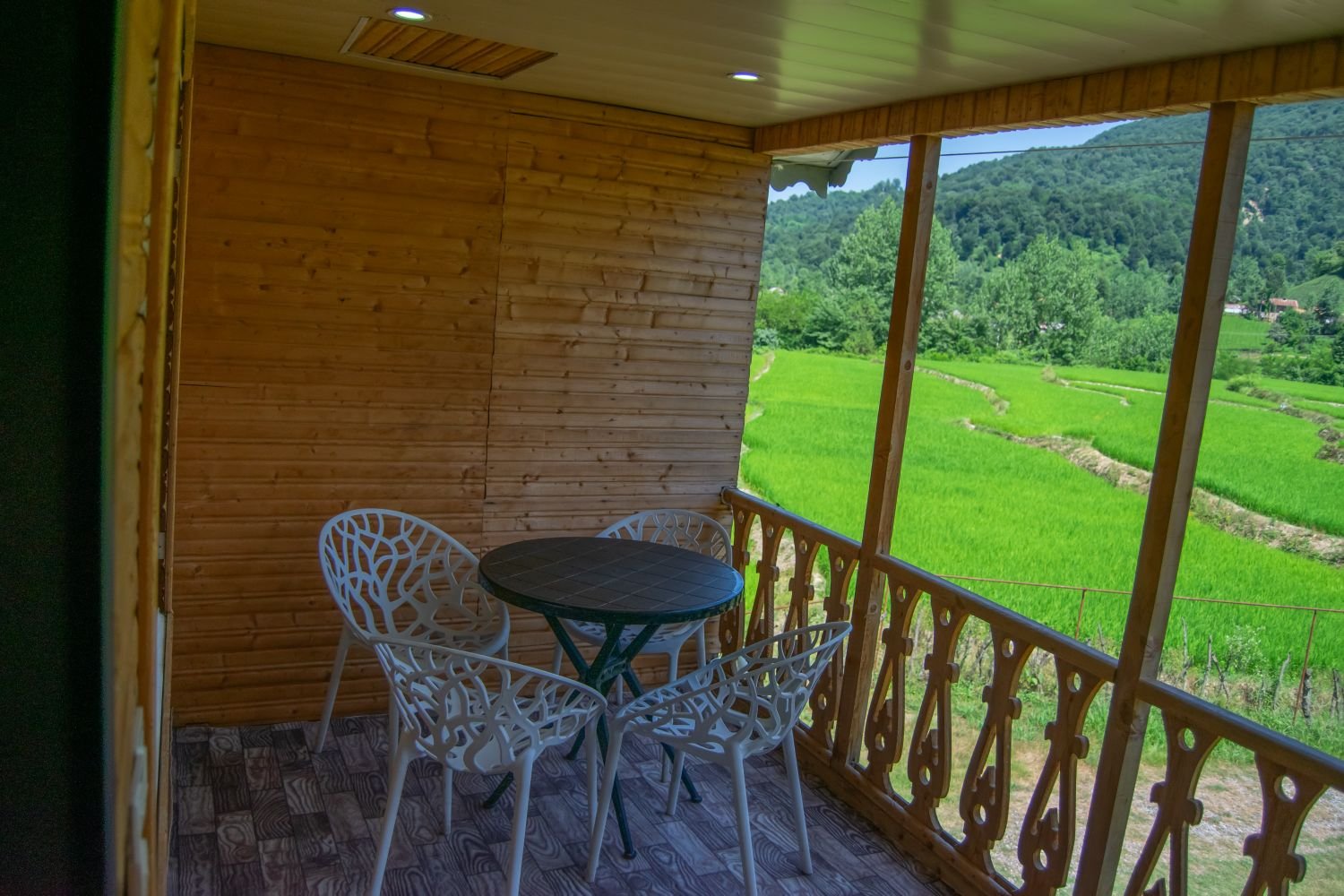 یک خوابه شالیزار قلعه رودخان