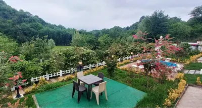 ویلا یک خوابه جنگلی پنج ستاره