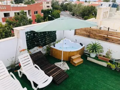 آپارتمان دوخوابه جکوزی دار آسمان 7