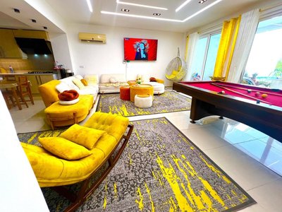 ویلا دوخوابه ساحلی استخردار افرا 1